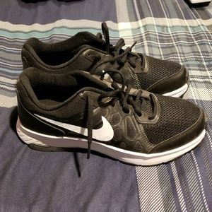 Nike Shoes - Men's Nike sneakers Nike Shoes - Men's Nike sneakers